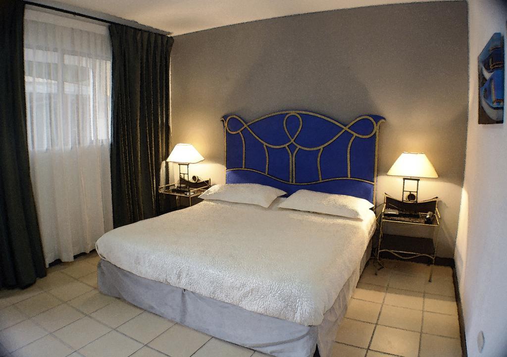 Hotel Angel Azul マナグア エクステリア 写真